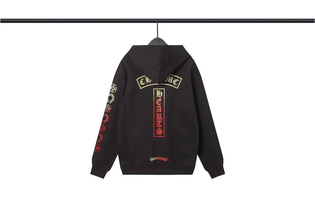 M30—P210 -Chrome Hearts/Chrome Hearts printed sweatshirt cardigan jacket -420 grams of high-density, high-quality wool, soft, delicate and skin-friendly, soft and silky to the touch, warm and skin-friendly -The hardware zipper accessories are all customized and full of details -Colour: black white -Size: S M L XL